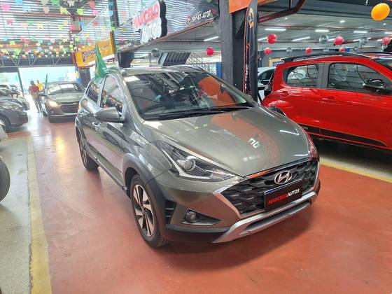 HYUNDAI HB20X 1.6 16V FLEX EVOLUTION AUTOMÁTICO HYUNDAI HB20X 1.6 16V FLEX EVOLUTION AUTOMÁTICO